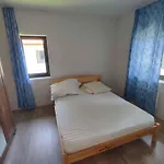 In 45330 Apartment *